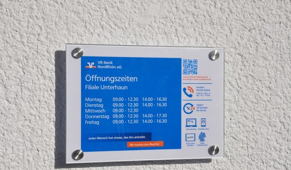 Vr Bank Filiale In Unterhaun Nach Umbau Wiedereroffnet Osthessen