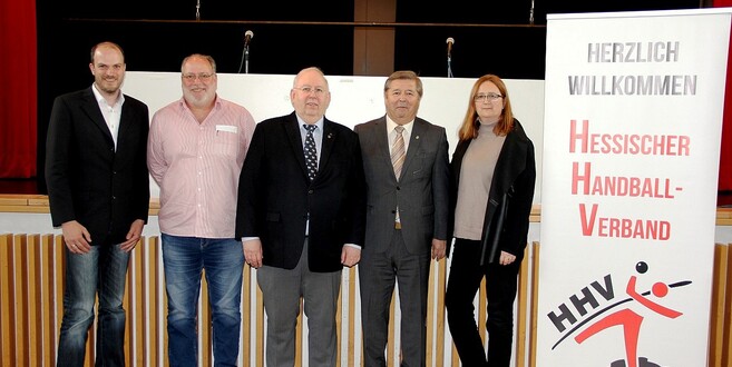 VP Jugend Kai Gerhardt, VP Spieltechnik Tobias Weyrauch, Präsident Gunter Eckart, VP Recht Josef Semmelroth, VP Finanzen Annette Leber (v.l.).