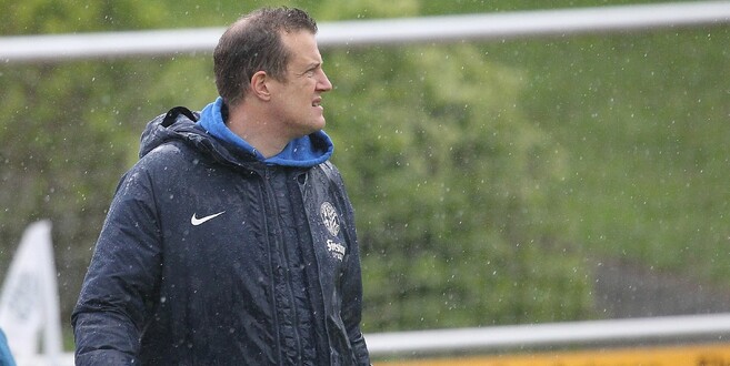 HSV-Trainer Dominik Weber peilt ein Endspiel am letzten Spieltag vor heimischer Kulisse an.