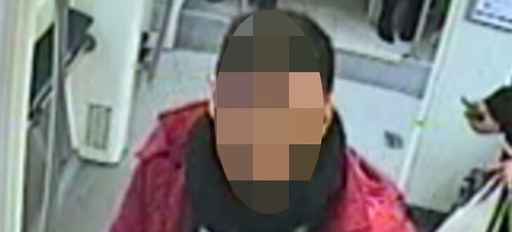 Mit diesem Foto hatte die Polizei nach dem Messerstecher gesucht.
