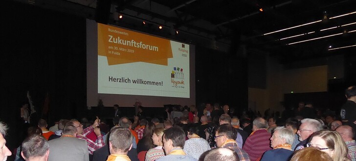 Am 30. März tagte das Zukunftsforum "Upgrade - Unser Weg in die Zukunft" in der Esperantohalle