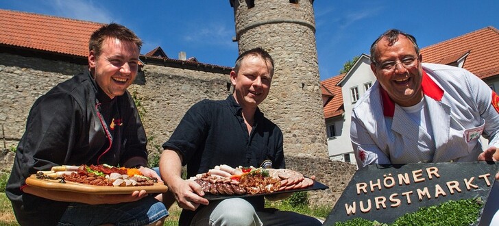 Voller Vorfreude auf den 9. Rhöner Wurstmarkt am 13. und 14. Oktober sind die Metzgermeister (von links) Johannes Dietz, Andreas Ortlepp und Anton Koob