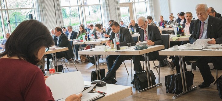 Bei der Kreistagssitzung in Hosenfeld wurde unter anderem die Veräußerung des Georg-Stieler-Hauses an die Stadt Fulda beschlossen.