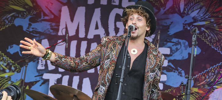 "The Magic Mumble Jumble" gehörte zud en vielen internationalen wie nationalen Künstlern auf dem Hippiefestival