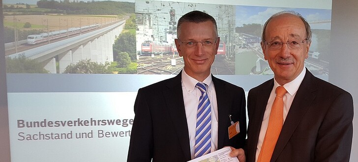 Helmut Heiderich MdB sprach in Berlin mit Frank Sennhenn, (Vorstandsvorsitzender der DB Netz AG) über die "Geistaltrasse"