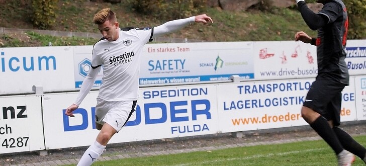 Daniel Hanslik (l.), hier noch im Dress des SV Steinbach, wurde im Winter bei Eintracht Braunschweig gehandelt