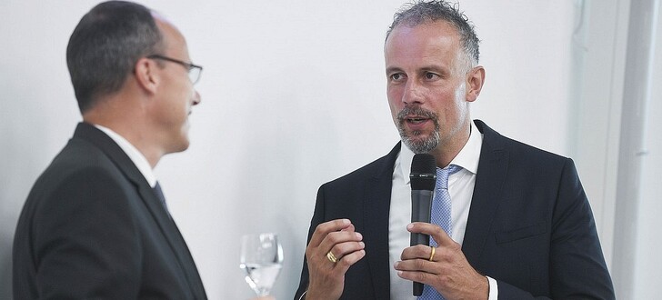 Ex-Polizist und CDU-MdL Thomas Hering (re.) mit Hessens Innenminister Peter Beuth (li.).