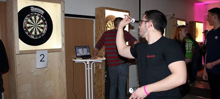 128 Teilnehmer gehen bei der Waldhessen-Darts-Weltmeisterschaft an den Start.