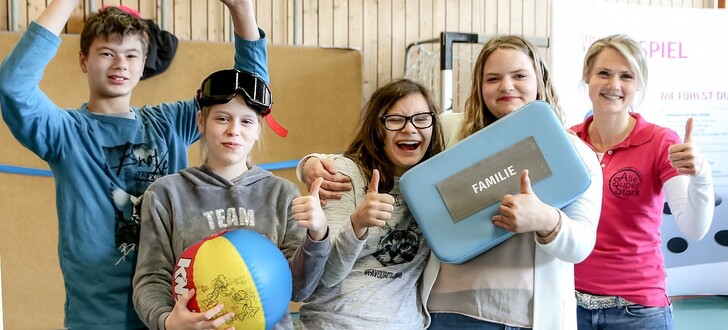Gemeinsam mit ihren Lehrern befassten sich die Schülerinnen und Schüler der Albert-Schweitzer-Schule im Rahmen der JugendFilmTage mit dem Thema Alltagsdrogen