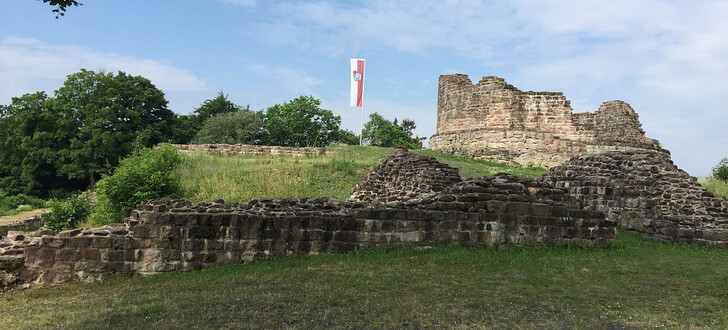 Die Geschichte der Osterburg und Fundstücke, die während der Freilegung zu Tage kamen, sollen in einer Dauerausstellung im Rentamt der Öffentlichkeit präsentiert werden.